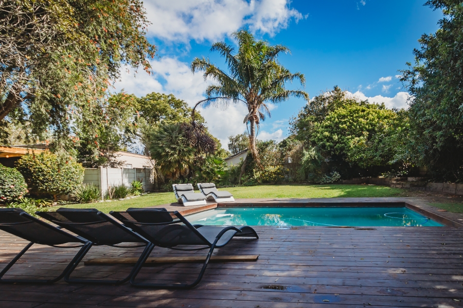 4 Bedroom Property for Sale in Heatherlands Western Cape